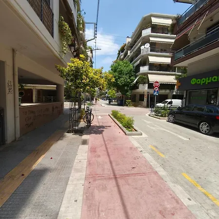 Διαμέρισμα Petite Hideaway With Balcony- Near Station *