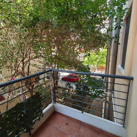 Διαμέρισμα Petite Hideaway With Balcony- Near Station