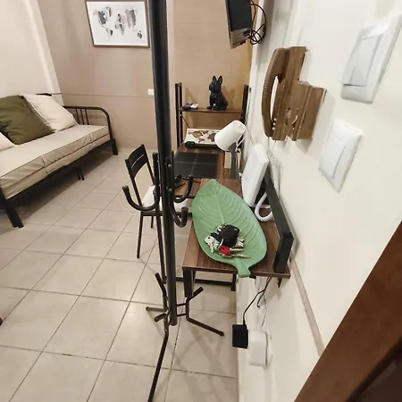 Διαμέρισμα Petite Hideaway With Balcony- Near Station
