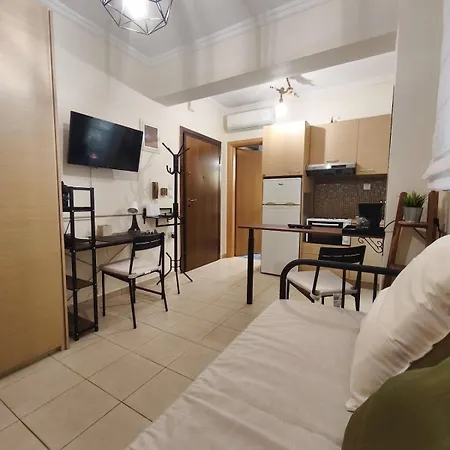 Apartament Petite Hideaway With Balcony- Near Station